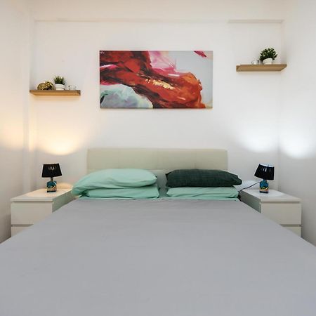 Lotus - Appartamento Sul Mare A Ostia Con Giardino Relax Dış mekan fotoğraf
