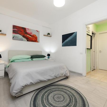 Lotus - Appartamento Sul Mare A Ostia Con Giardino Relax Dış mekan fotoğraf