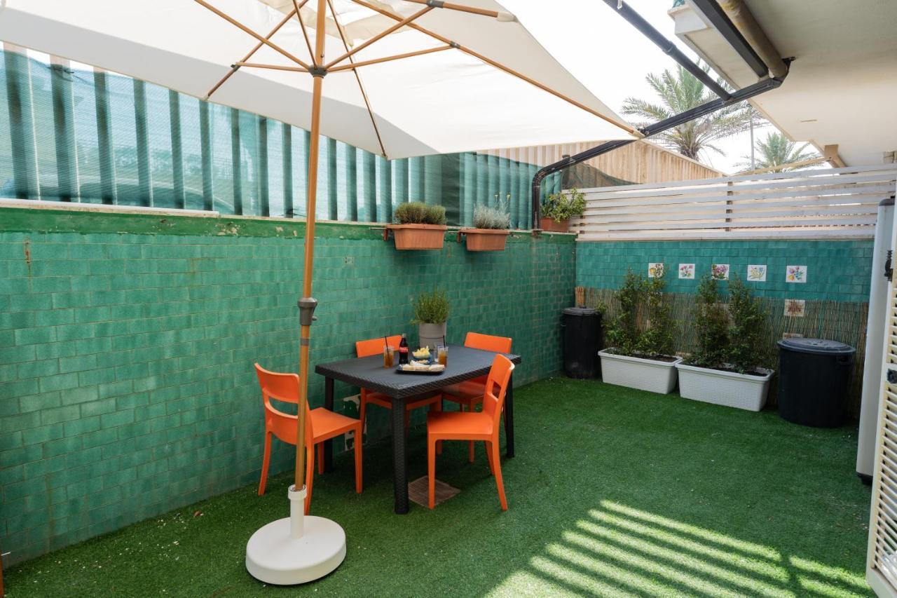 Lotus - Appartamento Sul Mare A Ostia Con Giardino Relax Dış mekan fotoğraf